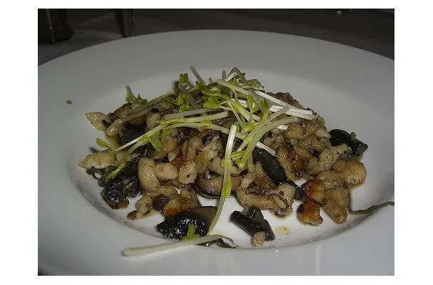 Alpensalat mit Pilzen