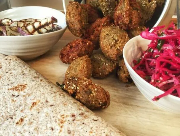 Falafel (ergibt 48 kleine Portionen)