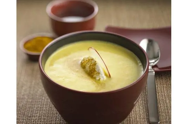 Apfel-Curry-Suppe