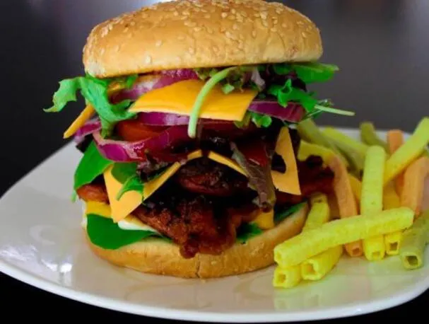 Gegrillter Hühnchen-Burger
