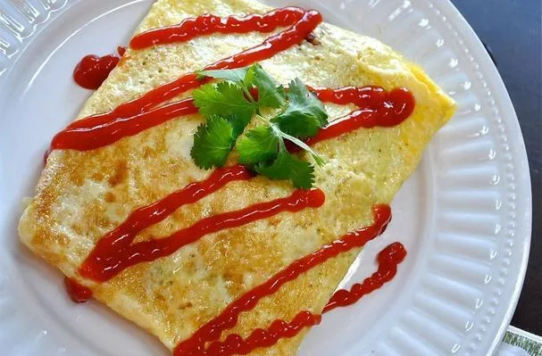 B.L.D gefülltes Omelette - Frühstück, Mittagessen, Abendessen