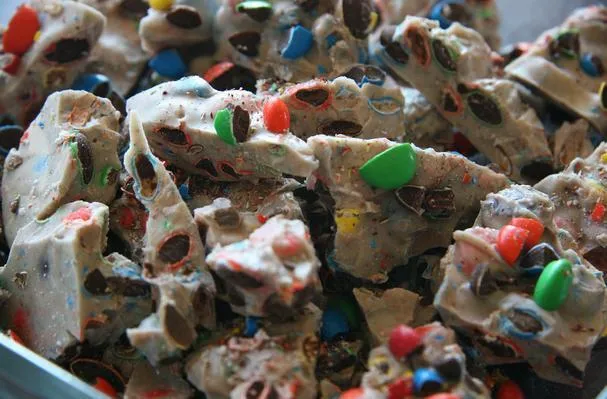 M&M Weiße Schokoladen Rinde