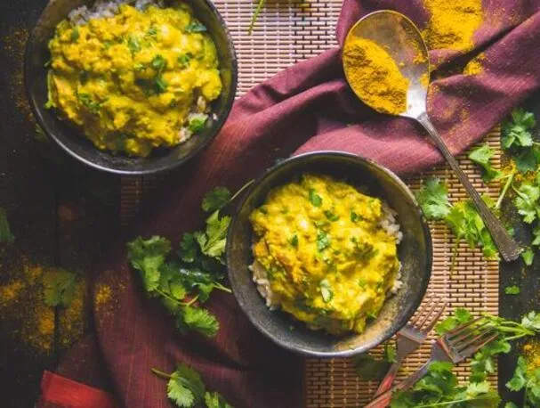 6 Zutaten Lamm-Cashew-Curry