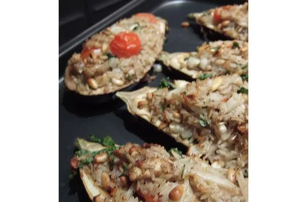 Gefüllte Aubergine aus dem Ofen