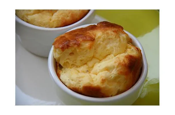 Grundlegendes Käse Soufflé