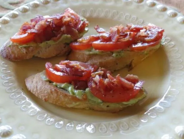 Hähnchen-Pilz-Canapés
