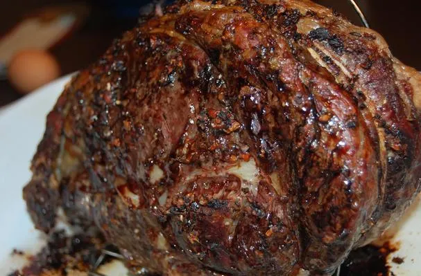 Chinesischer schwarzer Pilz-Rubbed Standing Rib Roast